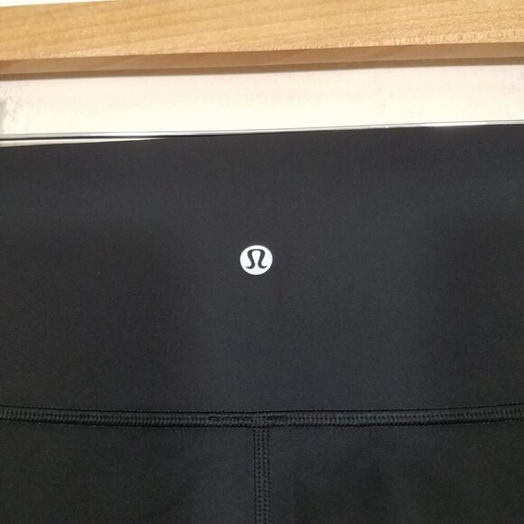 Lululemon Crop Leggings Black Size 6 - Picture 5 of 7